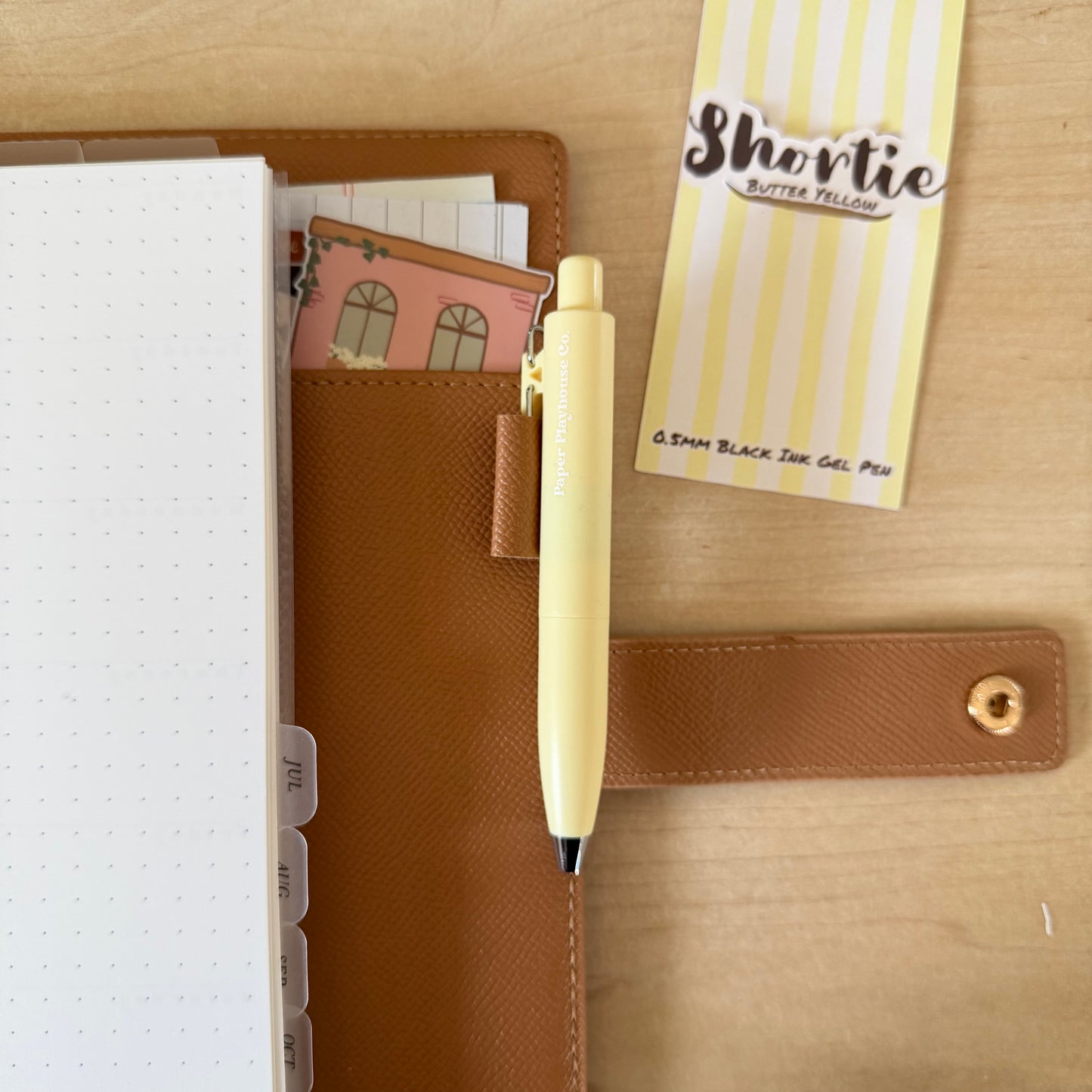 Butter Yellow Shortie Pen
